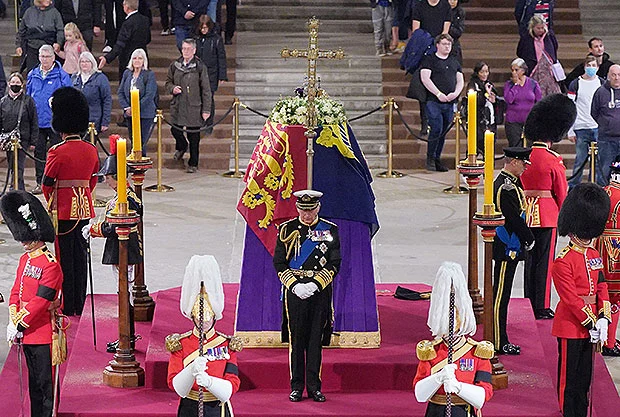 Man Arrested For Lunging At & Trying To Grab The Queen’s Coffin