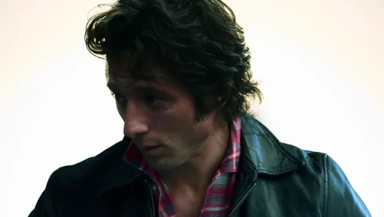 Jeremy Allen White Is the Boss in First Look at Bruce Springsteen Biopic ‘Deliver Me From Nowhere