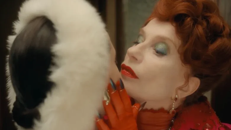 The Blood Countess’ Review: A Hilarious Isabelle Huppert Fully Puts the Vamp Into Vampire